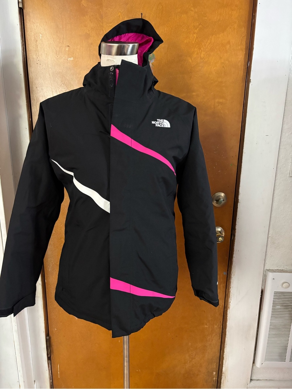 The North Face  coat with hood.  Xl/ 18